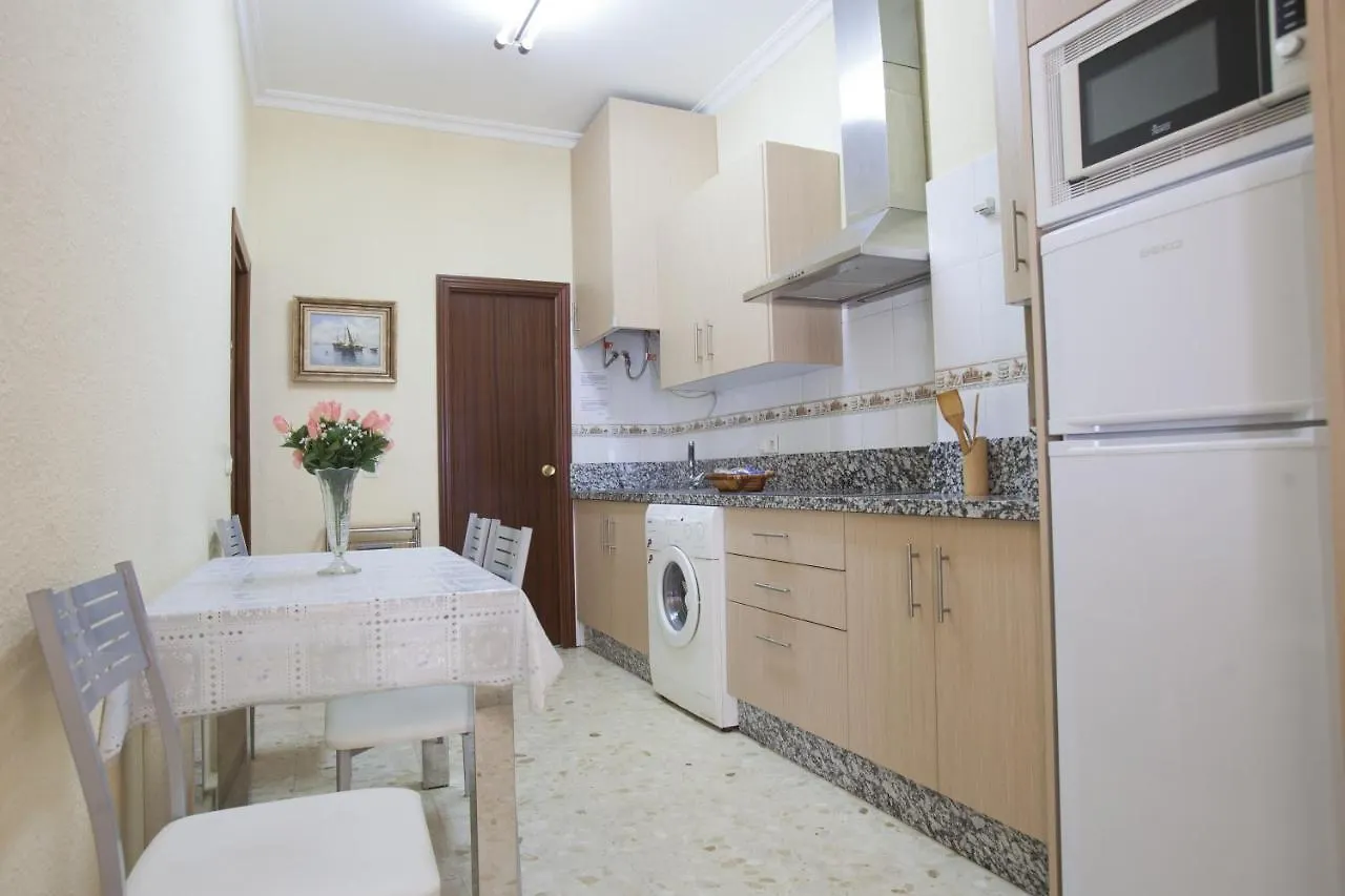 מאלגה Apartment - 2 Bedrooms With Wifi And Sea Views - 01613